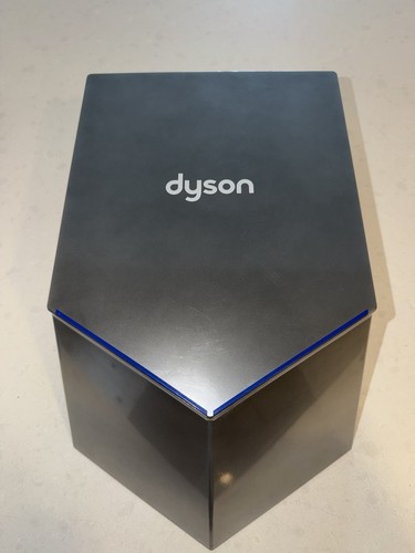 Dyson airblade hand - v,